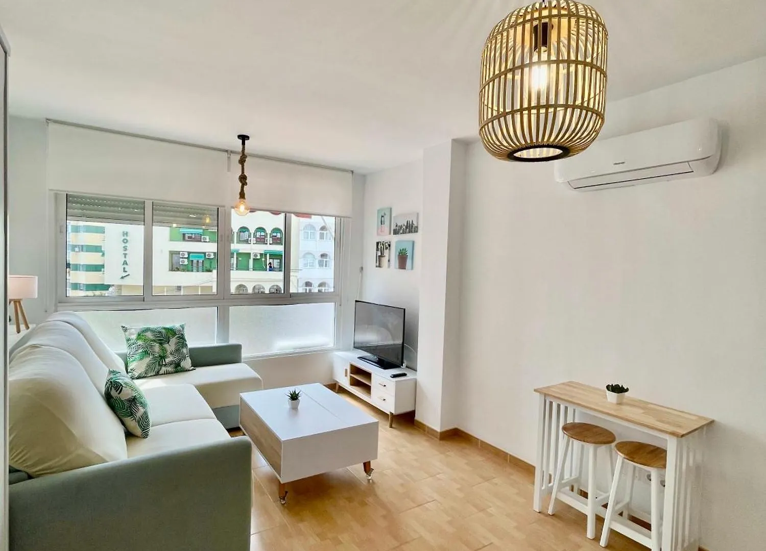 Shr057 Estudio Con Piscina Y Cerca De La Playa Нерха Испания